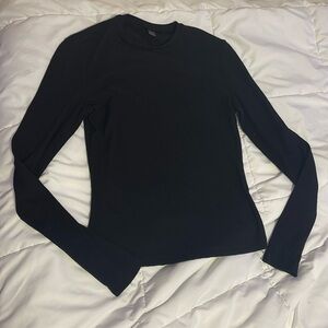 Ribbed Black Long Sleeve Size M